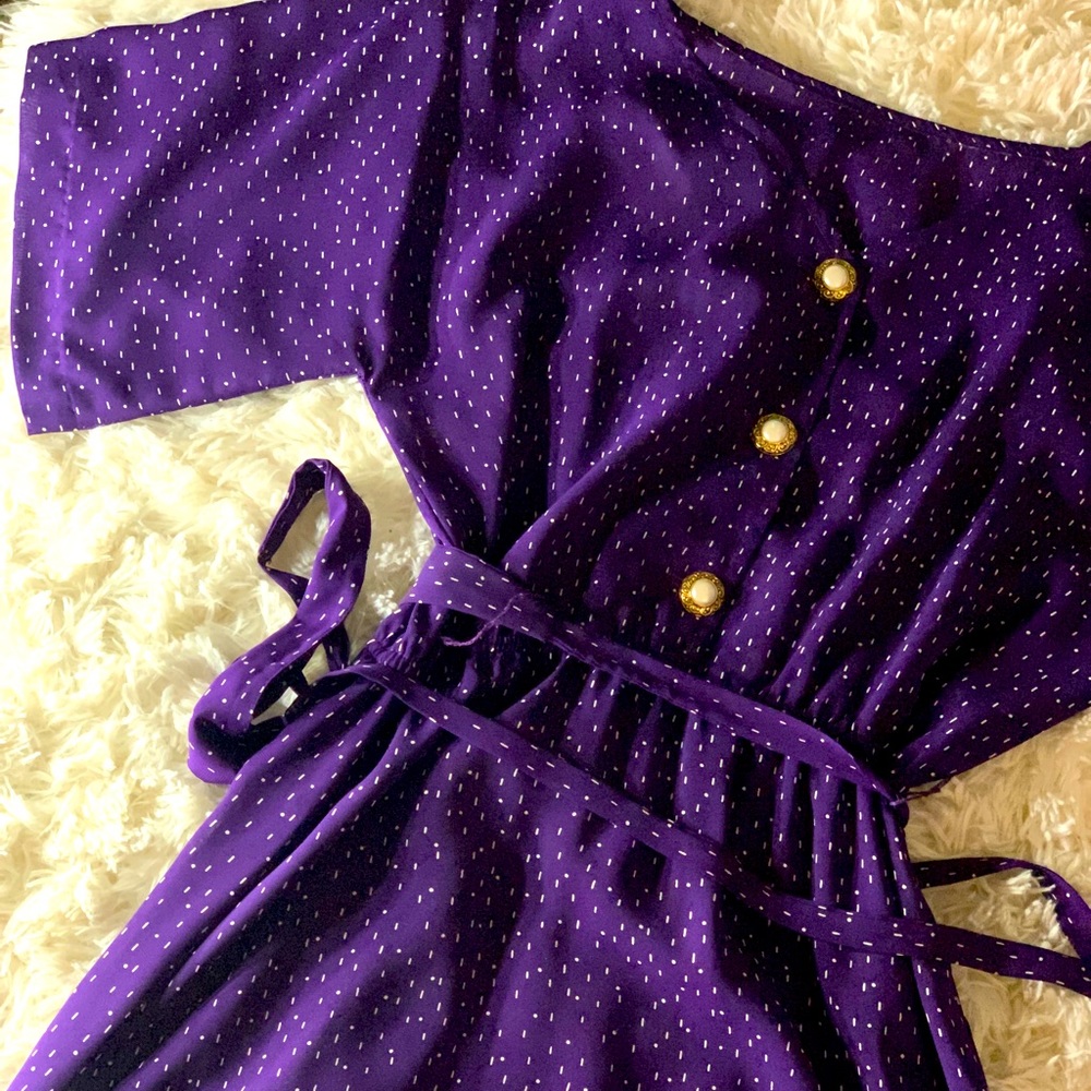 Gorgeous vintage dress